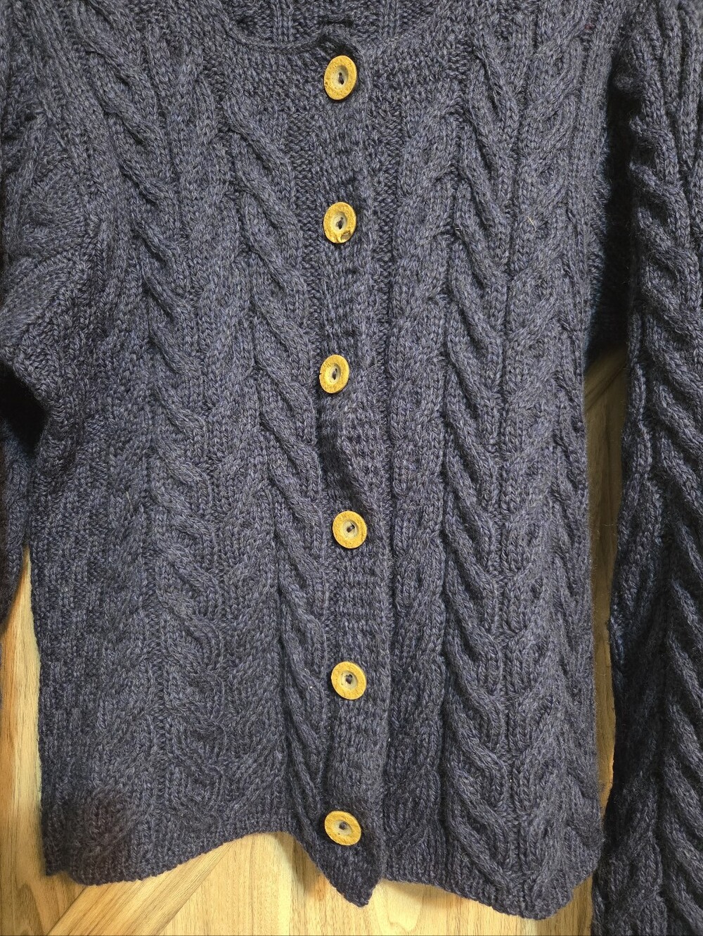 Carraig Donn Cable Knit Button-Front Women’s Wool Sweater Cardigan - Navy - Picture 2 of 5